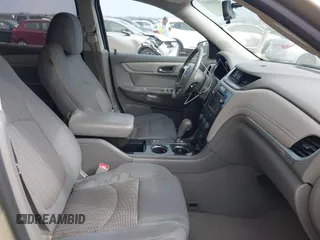 2015 Chevrolet Traverse LT with VIN 1GNKVGKD1FJ295946, listed as a IAAI auction lot 41519933 with 156,997 mi miles and . Bid and sale history available at DreamBid. Image 5.