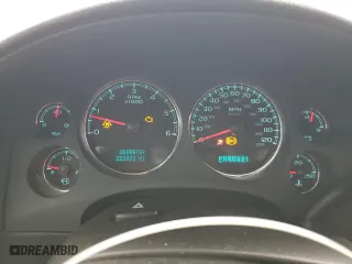 2008 Chevrolet Avalanche LS with VIN 3GNFK12378G274103, listed as a Copart auction lot 47626925 with 223,923 mi miles and Salvage Title. Bid and sale history available at carsss.com. Image 9.