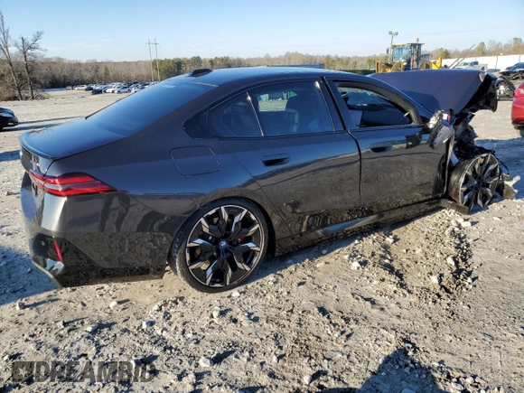 2024 BMW i5 eDrive40 with VIN WBY33FK04RCR49355, listed as a Copart auction lot 87800905 with 0 mi miles and Salvage Title. Bid and sale history available at carsss.com. Image 3.