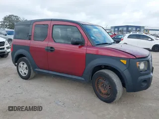 2008 Honda Element LX with VIN 5J6YH18328L015989, listed as a IAAI auction lot 41580440 with 154,715 mi miles and . Bid and sale history available at DreamBid. Image 1.