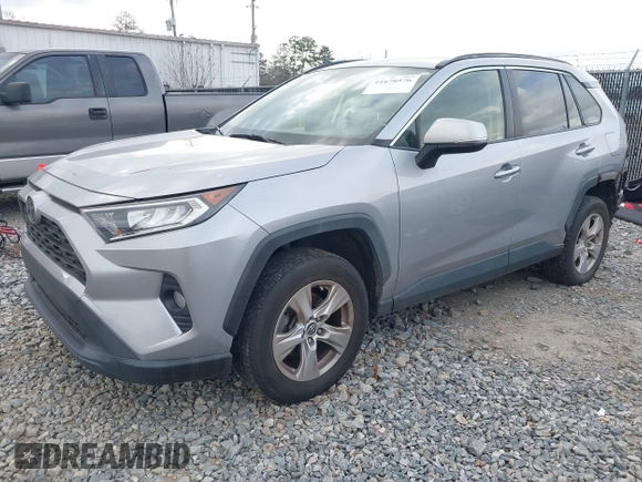 2019 Toyota RAV4 XLE with VIN JTMW1RFV6KD009277, listed as a IAAI auction lot 41678576 with 51,833 mi miles. Bid and sale history available at carsss.com. Image 2.