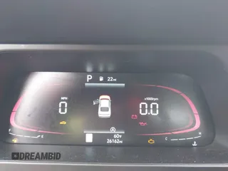 2025 Hyundai Elantra SE z VIN KMHLL4DG3SU860243, wystawiony jako IAAI lot #41899929 z przebiegiem 26 162 mil mil oraz . Historia ofert i sprzedaży dostępna na DreamBid. Obrazek 7.