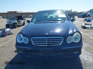 2005 Mercedes-Benz C 230 Kompressor with VIN WDBRF40J25F613844, listed as a IAAI auction lot 42674546 with 102,251 mi miles and . Bid and sale history available at DreamBid. Image 12.