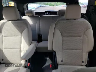 2022 Chevrolet Traverse LT Cloth z VIN 1GNEVGKW1NJ151150, wystawiony jako Copart lot #55444375 z przebiegiem 31 076 mil mil oraz Szkoda całkowita • Salvage title. Historia ofert i sprzedaży dostępna na DreamBid. Obrazek 10.
