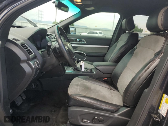 2017 Ford Explorer XLT z VIN 1FM5K8D85HGA93482, wystawiony jako Copart lot #61413425 z przebiegiem 149 014 mil mil oraz Szkoda całkowita • Salvage title. Historia ofert i sprzedaży dostępna na DreamBid. Obrazek 7.