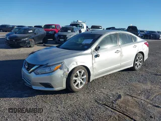 2016 Nissan Altima 2.5 S with VIN 1N4AL3APXGN347668, listed as a IAAI auction lot 40896051 with 166,232 mi miles. Bid and sale history available at carsss.com. Image 2.