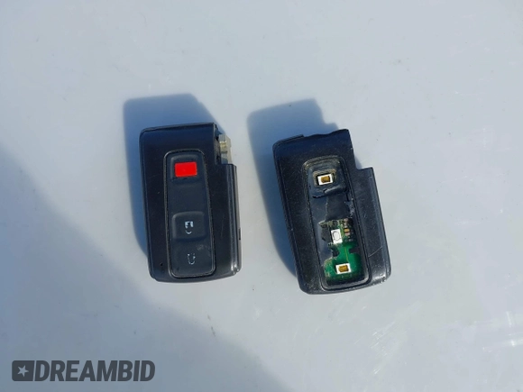 2005 Toyota Prius z VIN JTDKB20U450126080, wystawiony jako IAAI lot #42215698 z przebiegiem Nie podano mil oraz . Historia ofert i sprzedaży dostępna na DreamBid. Obrazek 11.