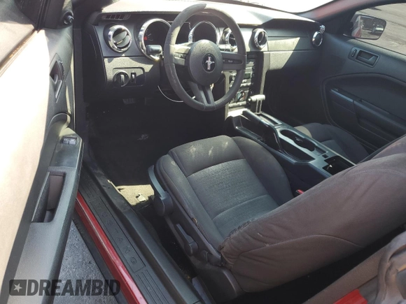2007 Ford Mustang Deluxe z VIN 1ZVFT80N275333743, wystawiony jako Copart lot #59817145 z przebiegiem 207 762 mil mil oraz Szkoda całkowita • Salvage title. Historia ofert i sprzedaży dostępna na DreamBid. Obrazek 8.