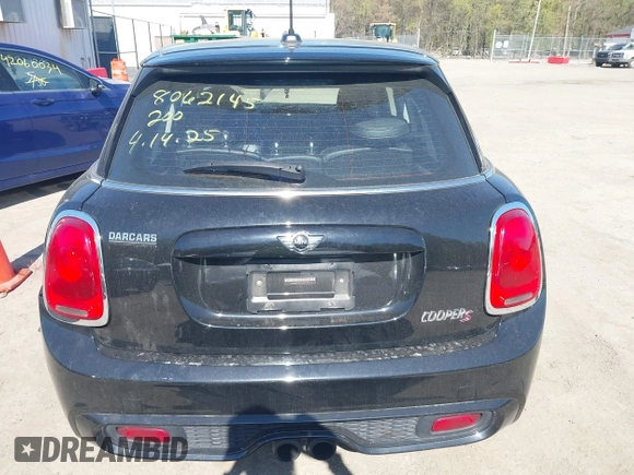 2016 MINI Hardtop 4 Door S z VIN WMWXU3C51G2D29400, wystawiony jako IAAI lot #42064309 z przebiegiem 85 021 mil mil oraz . Historia ofert i sprzedaży dostępna na DreamBid. Obrazek 16.