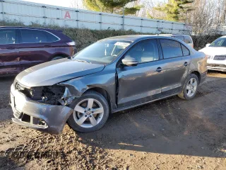 2012 Volkswagen Jetta Sedan TDI w/Premium & Nav with VIN 3VWLL7AJ0CM007582, listed as a Copart auction lot 82128564 with 102,723 mi miles and Clean Title. Bid and sale history available at carsss.com. Image 1.