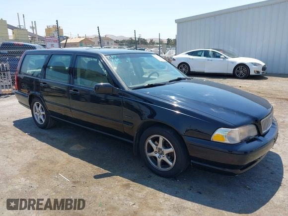 1998 Volvo V70 GLT with VIN YV1LW5676W2400102, listed as a IAAI auction lot 42654549 with 121,159 mi miles and . Bid and sale history available at DreamBid. Image 1.