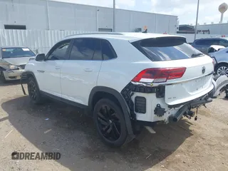 2022 Volkswagen Atlas SE with VIN 1V2WE2CA1NC217119, listed as a IAAI auction lot 42251488 with 45,034 mi miles and . Bid and sale history available at DreamBid. Image 3.