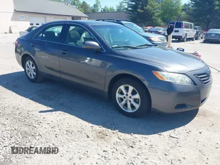 2009 Toyota Camry LE z VIN 4T1BK46K99U094206, wystawiony jako IAAI lot #42364607 z przebiegiem 217 656 mil mil oraz . Historia ofert i sprzedaży dostępna na DreamBid. Obrazek 1.