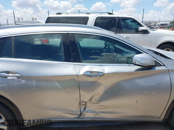 2017 Infiniti QX30 Premium с VIN SJKCH5CP5HA027550, выставлен на аукционе IAAI как лот 42207329 с пробегом 59 858 миль миль и . История ставок и продаж доступна на DreamBid. Изображение 13.