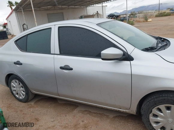 2019 Nissan Versa Sedan SV with VIN 3N1CN7APXKL873864, listed as a IAAI auction lot 41736476 with 69,995 mi miles. Bid and sale history available at carsss.com. Image 14.
