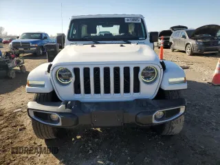 2021 Jeep Wrangler Unlimited Sahara with VIN 1C4JJXP68MW727782, listed as a Copart auction lot 44199985 with 79,861 mi miles and Salvage Title. Bid and sale history available at DreamBid. Image 5.