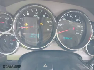 2008 Chevrolet Silverado 1500 LT w/1LT with VIN 3GCEK13JX8G294329, listed as a IAAI auction lot 41591010 with 246,781 mi miles. Bid and sale history available at carsss.com. Image 7.