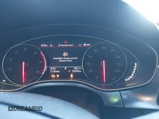 2013 Audi A6 Premium Plus z VIN WAUGFAFC6DN083752, wystawiony jako IAAI lot #41550154 z przebiegiem 151 910 mil mil oraz . Historia ofert i sprzedaży dostępna na DreamBid. Obrazek 7.