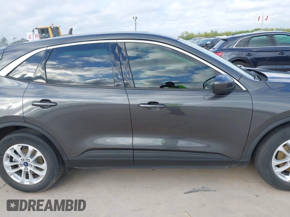 2020 Ford Escape SE with VIN 1FMCU0G68LUB90361, listed as a IAAI auction lot 42006670 with 49,687 mi miles and . Bid and sale history available at DreamBid. Image 13.