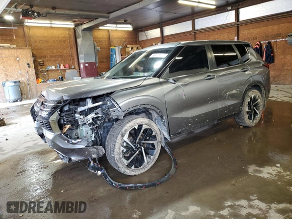 2022 Mitsubishi Outlander SE z VIN JA4J4UA82NZ012345, wystawiony jako Copart lot #55573285 z przebiegiem 35 172 mil mil oraz Szkoda całkowita • Salvage title. Historia ofert i sprzedaży dostępna na DreamBid. Obrazek 1.