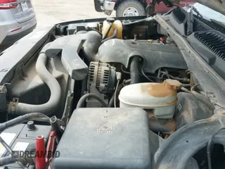 2003 Chevrolet Tahoe LT z VIN 1GNEC13Z73R150725, wystawiony jako IAAI lot #41814643 z przebiegiem Nie podano mil oraz . Historia ofert i sprzedaży dostępna na DreamBid. Obrazek 23.