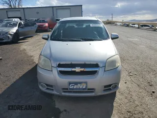 2008 Chevrolet Aveo LT with VIN KL1TG56658B261388, listed as a Copart auction lot 45560525 with 104,915 mi miles and Salvage title. Bid and sale history available at DreamBid. Image 5.