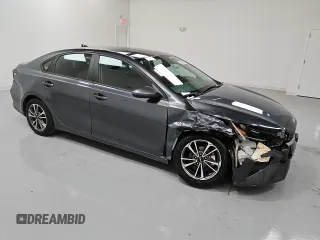 2023 Kia Forte LXS with VIN 3KPF24AD2PE579457, listed as a Copart auction lot 82991054 with 38,822 mi miles and Clean Title. Bid and sale history available at carsss.com. Image 4.