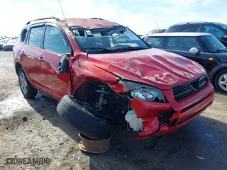 2007 Toyota RAV4 with VIN JTMZD33V075033937, listed as a IAAI auction lot 41452995 with 259,993 mi miles. Bid and sale history available at carsss.com. Image 1.