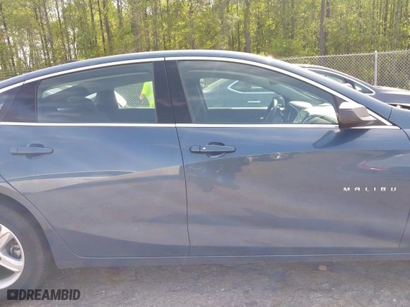 2024 Chevrolet Malibu LS with VIN 1G1ZC5ST2RF130755, listed as a IAAI auction lot 42015721 with 20,585 mi miles. Bid and sale history available at carsss.com. Image 14.
