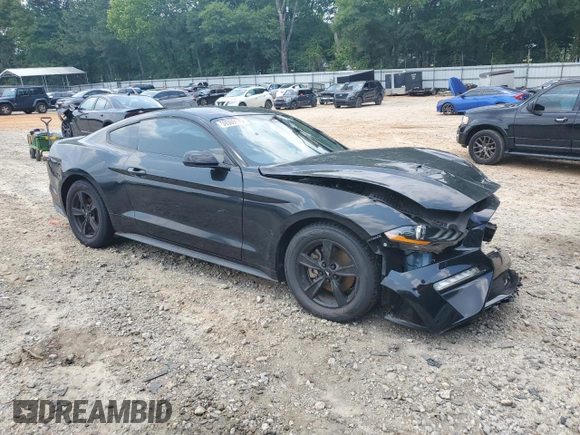 2020 Ford Mustang EcoBoost z VIN 1FA6P8TH7L5168429, wystawiony jako Copart lot #59360175 z przebiegiem Nie podano mil oraz Szkoda całkowita • Salvage title. Historia ofert i sprzedaży dostępna na DreamBid. Obrazek 4.