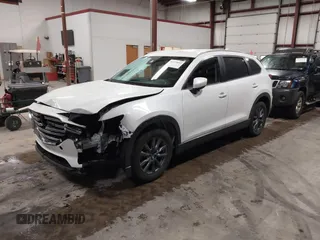 2022 Mazda CX-9 Sport z VIN JM3TCBBYXN0603653, wystawiony jako IAAI lot #42325893 z przebiegiem 57 480 mil mil oraz . Historia ofert i sprzedaży dostępna na DreamBid. Obrazek 17.