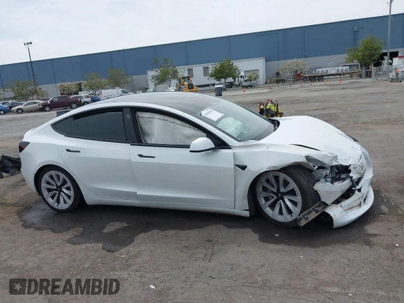 2023 Tesla Model 3 z VIN 5YJ3E1EA5PF383595, wystawiony jako IAAI lot #41965562 z przebiegiem 35 878 mil mil oraz . Historia ofert i sprzedaży dostępna na DreamBid. Obrazek 12.