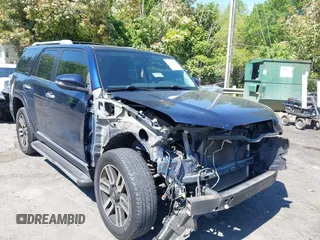 2017 Toyota 4Runner SR5 z VIN JTEBU5JR8H5433762, wystawiony jako IAAI lot #42031251 z przebiegiem 107 095 mil mil oraz . Historia ofert i sprzedaży dostępna na DreamBid. Obrazek 1.