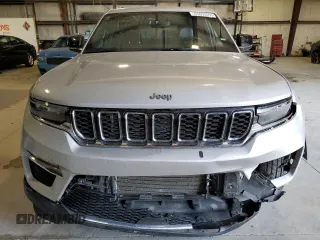 2024 Jeep Grand Cherokee with VIN 1C4RJYB65RC133675, listed as a Copart auction lot 60550065 with 51,137 mi miles and Clean title. Bid and sale history available at DreamBid. Image 5.
