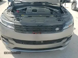 2024 Land Rover Range Rover Sport Dynamic SE with VIN SAL1L9FU4RA190282, listed as a Copart auction lot 61643795 with 6,188 mi miles and Salvage title. Bid and sale history available at DreamBid. Image 14.