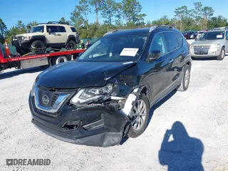 2020 Nissan Rogue SL with VIN 5N1AT2MTXLC752654, listed as a IAAI auction lot 40932179 with 122,547 mi miles. Bid and sale history available at carsss.com. Image 17.