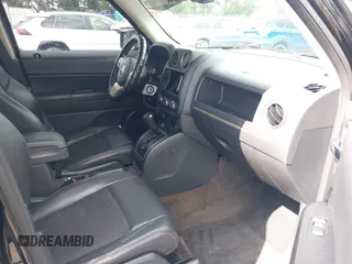 2016 Jeep Patriot Sport with VIN 1C4NJRBB5GD709029, listed as a IAAI auction lot 42303032 with 73,549 mi miles and . Bid and sale history available at DreamBid. Image 5.