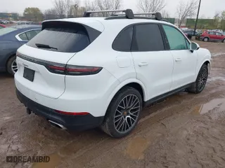 2023 Porsche Cayenne with VIN WP1AA2AY1PDA09213, listed as a IAAI auction lot 40795024 with 22,522 mi miles. Bid and sale history available at carsss.com. Image 4.