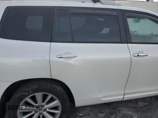 2009 Toyota Highlander Hybrid with VIN JTEEW41AX92033927, listed as a Copart auction lot 42945315 with 200,892 mi miles and Clean Title. Bid and sale history available at carsss.com. Image 11.