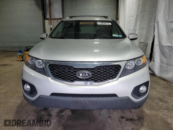 2013 Kia Sorento LX with VIN 5XYKTCA69DG331275, listed as a Copart auction lot 48147505 with 103,582 mi miles and Clean Title. Bid and sale history available at carsss.com. Image 5.