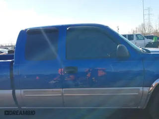 2003 Chevrolet Silverado 1500 LS with VIN 2GCEC19T731369026, listed as a IAAI auction lot 41814490 with 236,597 mi miles. Bid and sale history available at carsss.com. Image 13.