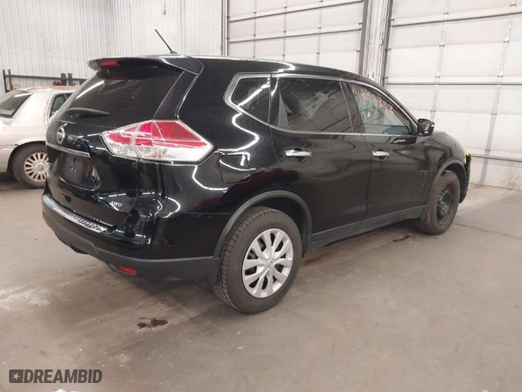 2015 Nissan Rogue SV with VIN KNMAT2MV0FP525573, listed as a IAAI auction lot 41840393 with 161,817 mi miles. Bid and sale history available at carsss.com. Image 4.