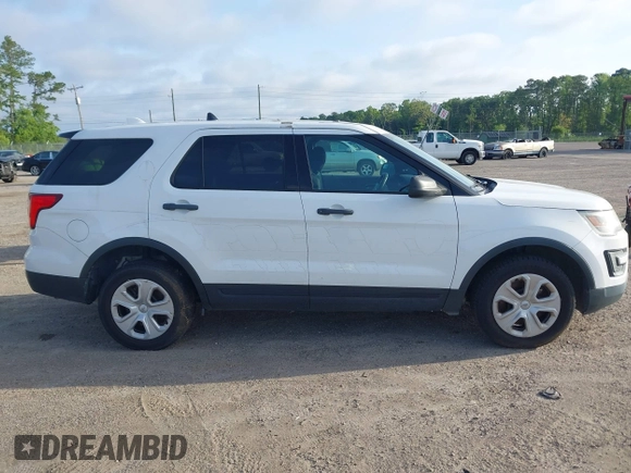 2017 Ford Police Interceptor Utility z VIN 1FM5K8AR3HGB93125, wystawiony jako IAAI lot #42276492 z przebiegiem Nie podano mil oraz . Historia ofert i sprzedaży dostępna na DreamBid. Obrazek 12.