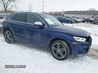 2019 Audi SQ5 Premium with VIN WA1A4AFY5K2026154, listed as a IAAI auction lot 41318583 with 86,682 mi miles. Bid and sale history available at carsss.com. Image 1.