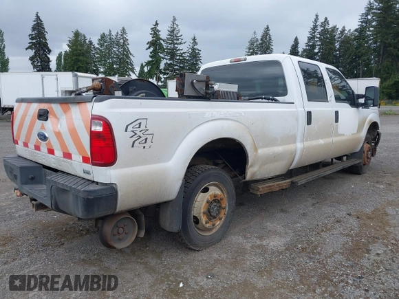 2011 Ford F-350 Platinum with VIN 1FT7W3B60BEC07963, listed as a IAAI auction lot 41839112 with 211,495 mi miles and . Bid and sale history available at DreamBid. Image 4.