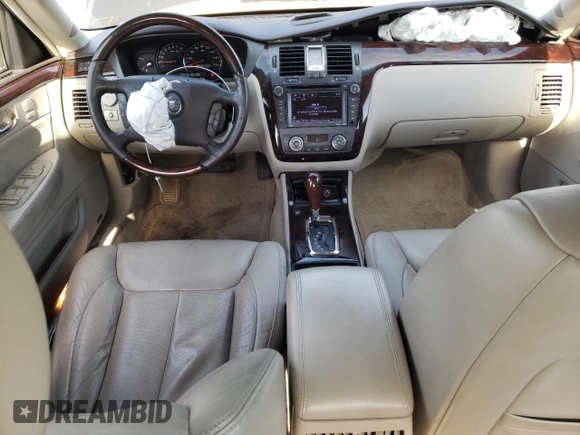 2008 Cadillac DTS 1SC z VIN 1G6KD57Y68U111388, wystawiony jako Copart lot #54204465 z przebiegiem 122 077 mil mil oraz Szkoda całkowita • Salvage title. Historia ofert i sprzedaży dostępna na DreamBid. Obrazek 8.