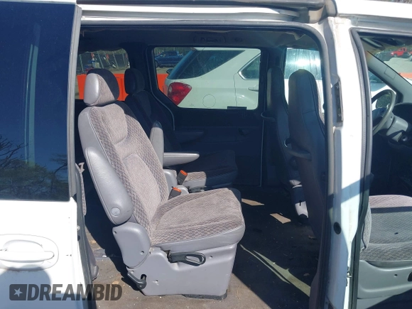 1999 Dodge Caravan Sport with VIN 2B4GP44RXXR196682, listed as a IAAI auction lot 41958452 with 231,685 mi miles and . Bid and sale history available at carsss.com. Image 8.