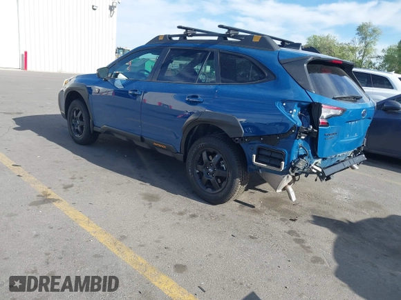 2025 Subaru Outback Wilderness z VIN 4S4BTGUD0S3167493, wystawiony jako IAAI lot #42242997 z przebiegiem 2 214 mil mil oraz . Historia ofert i sprzedaży dostępna na DreamBid. Obrazek 3.