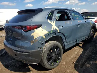 2024 Mazda CX-30 S Preferred with VIN 3MVDMBCM5RM636082, listed as a Copart auction lot 50178385 with 5,005 mi miles and Salvage Title. Bid and sale history available at DreamBid. Image 3.