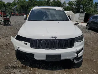2018 Jeep Grand Cherokee High Altitude with VIN 1C4RJFCG5JC179040, listed as a Copart auction lot 61540625 with 135,310 mi miles and Salvage title. Bid and sale history available at DreamBid. Image 5.